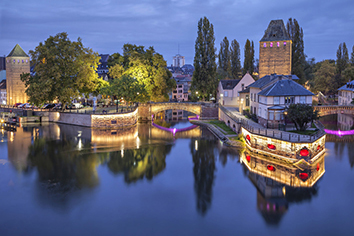 Strasbourg vue sur les canaux