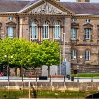 Belfast- vue de Custom House sur la rivière Lagan