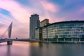 Manchester vue sur le pont et bâtiment