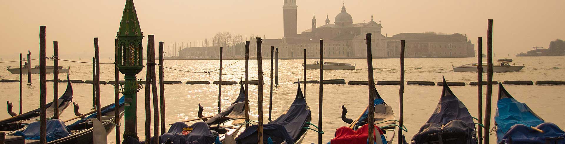 Gondoles à Venise