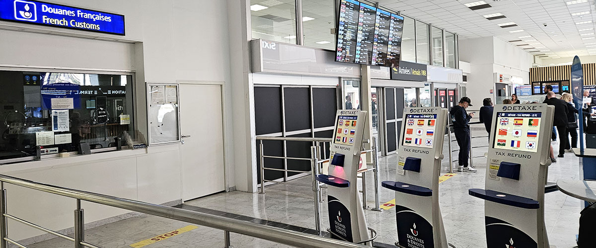 Bornes détaxe  Douane Terminal 1