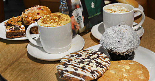 Starbucks plateau caf&eacute;
