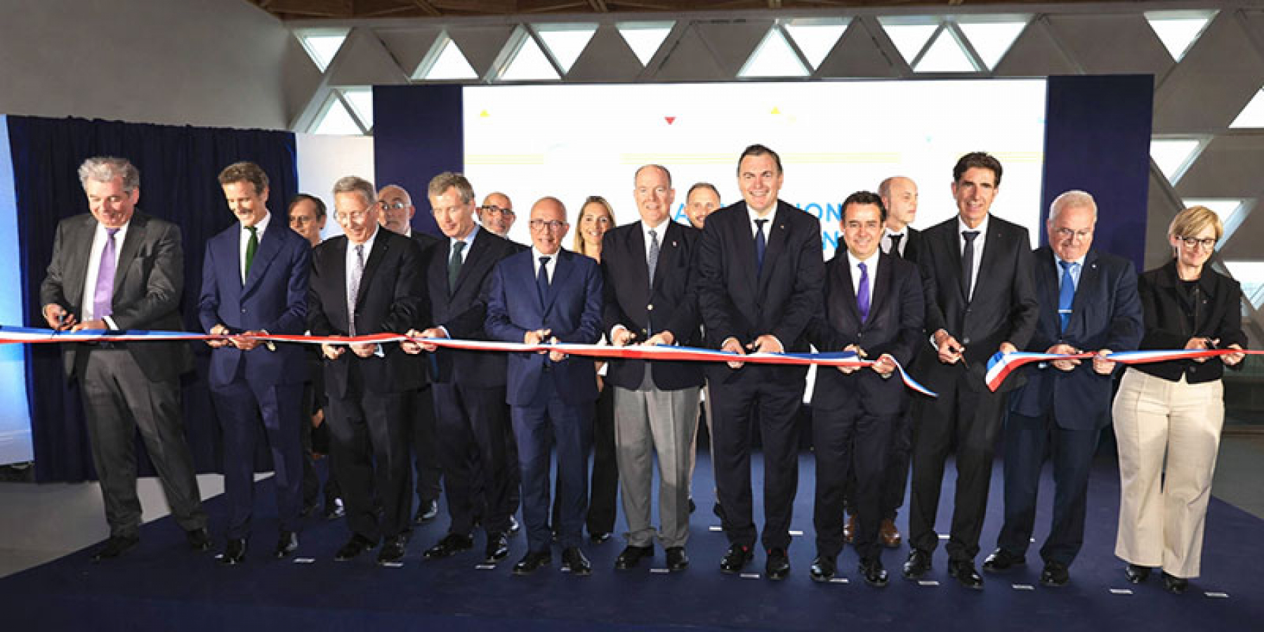 Inauguration extension Terminal 2 - Couper de ruban